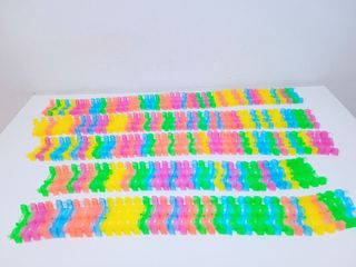 Pista de coches. Juguete niños.