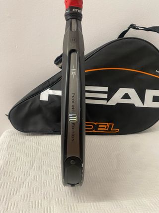 Pack de palas Bullpadel y Head mas mochilla.