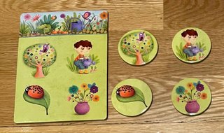 PuzzleJuego de mesa educativo - Djeco 4 estaciones