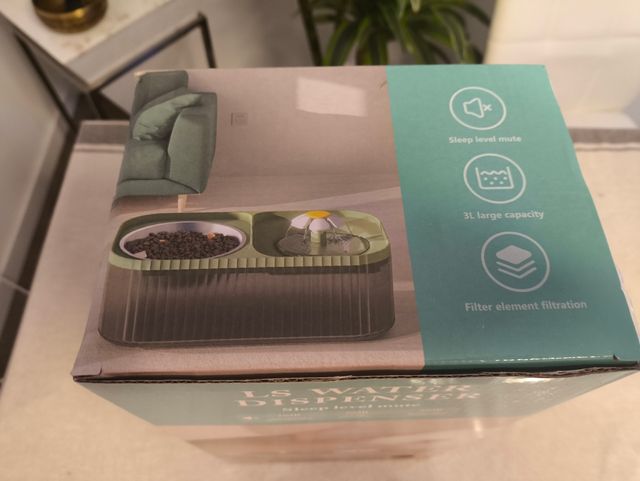 FUENTE AGUA ELÉCTRICO Y COMEDERO GATOS