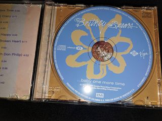 Britney Spears baby One More time cd signed vzla