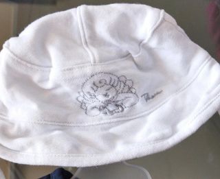 T-shirt Kiabi e cappellino Thun