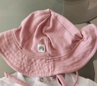 T-shirt Le Bébé + cappellino Lindex