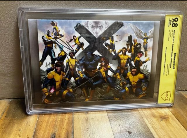 Cbcs Hickman xmen firmado cgc  encapsulado