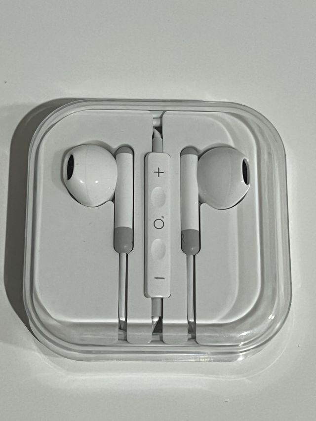 Auriculares tipo earpods jack 3.5 mm nuevos