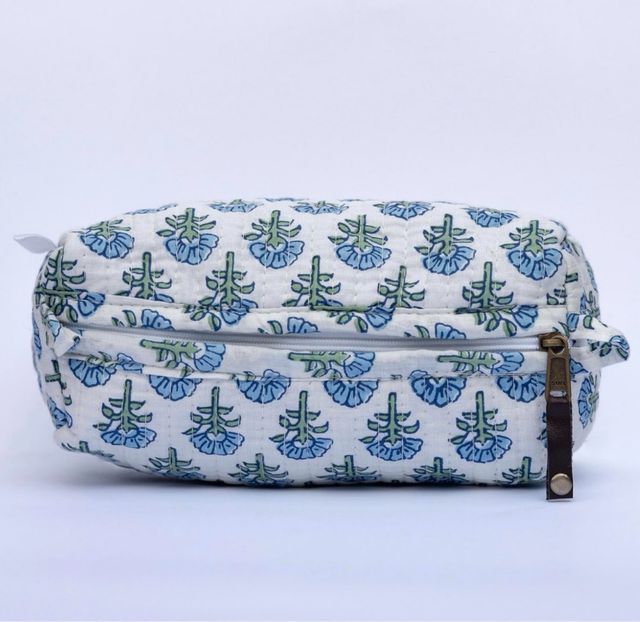 Neceser hecho a mano en la India