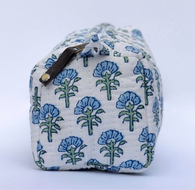 Neceser hecho a mano en la India