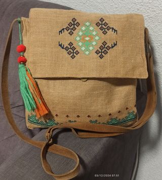 Bolso tipo bandolera 