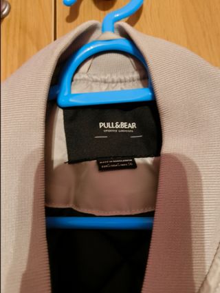 Chaqueta bomber pull and bear 