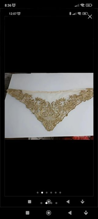 Pico dorado fallera manteletas