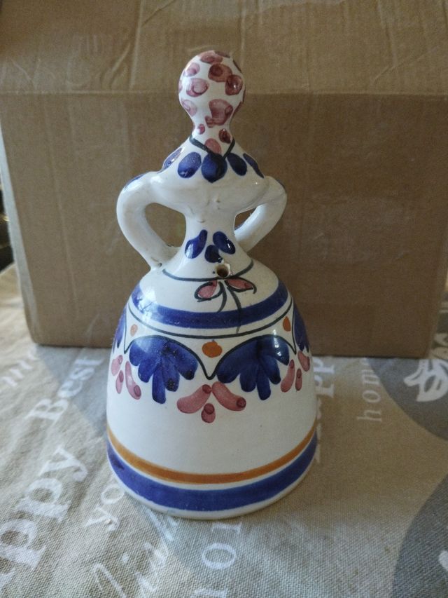 Campanilla de cerámica