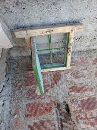 Ventana con reja antgua