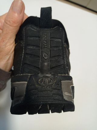 Zapatillas montaña Tecnica 46.5