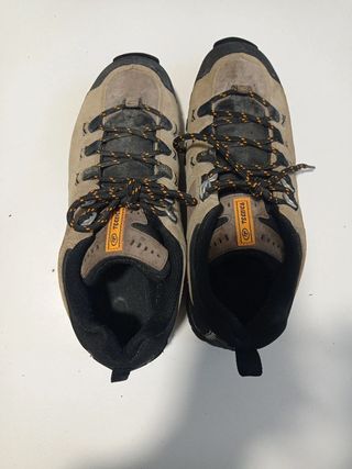 Zapatillas montaña Tecnica 46.5