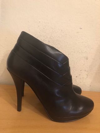 GUESS - botines piel negro tacones 39