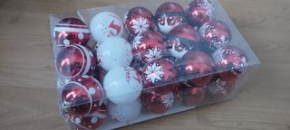 BOLAS DE NAVIDAD, ARBOL, A ESTRENAR