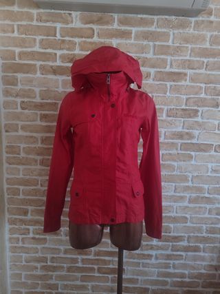 BENCH IMPERMEABLE ,CHUBASQUERO TALLA S