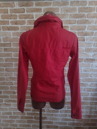 BENCH IMPERMEABLE ,CHUBASQUERO TALLA S