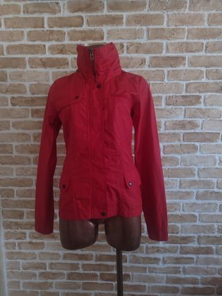 BENCH IMPERMEABLE ,CHUBASQUERO TALLA S