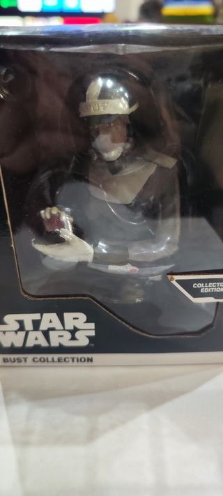 Figura Star wars busto caja