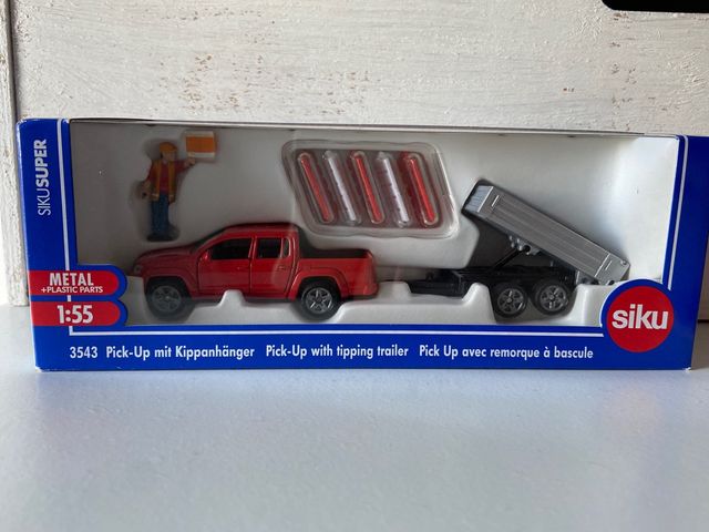Pick up con remolque y figura obras SIKU