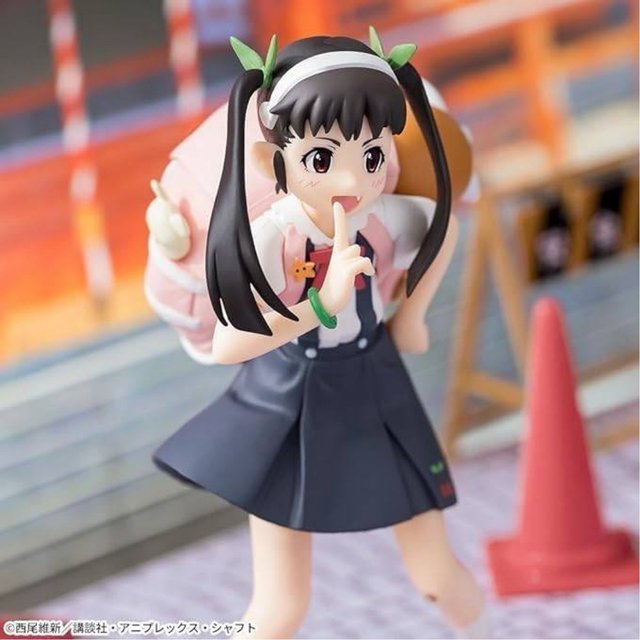 Mayoi Hachikuji & Tsubasa Hanekawa.