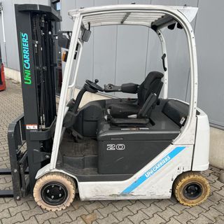 UNICARRIERS 2 TN ELECTRICA TRIPLE CONTAINERO