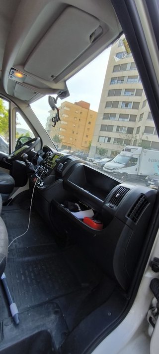 Peugeot Boxer 2017 plataforma elevadora