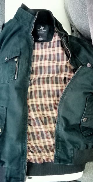 Casaco Preto da marca Wantdo