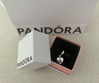 Charm Pandora