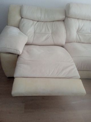 Sofá (eléctrico)3 plaza+diván+arcón y lámparas