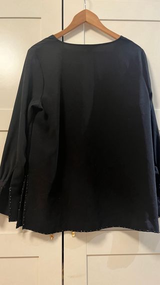 Blusa negra de HM . Talla XL