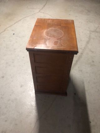 Armario de maquina coser antiguo tallado