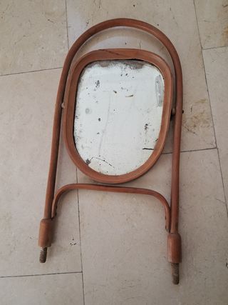 Espejo antiguo