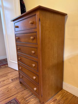 Mobili rustici con sei cassetti