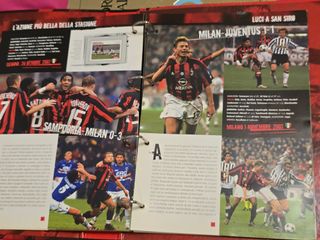 MILAN DA RECORD  CON LAMINE DORATE E FRANCOBOLLI