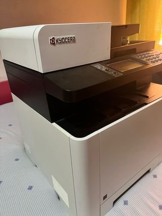 IMPRESORA KYOCERA ECOSYS M5526cdw