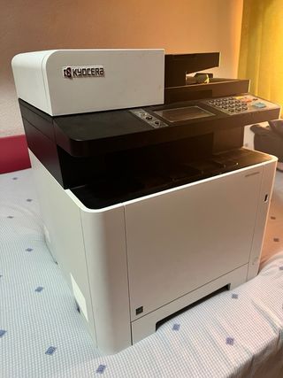 IMPRESORA KYOCERA ECOSYS M5526cdw