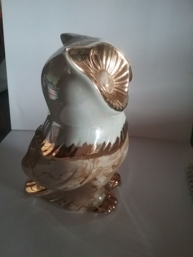 Búho de cerámica artesanía Chiva