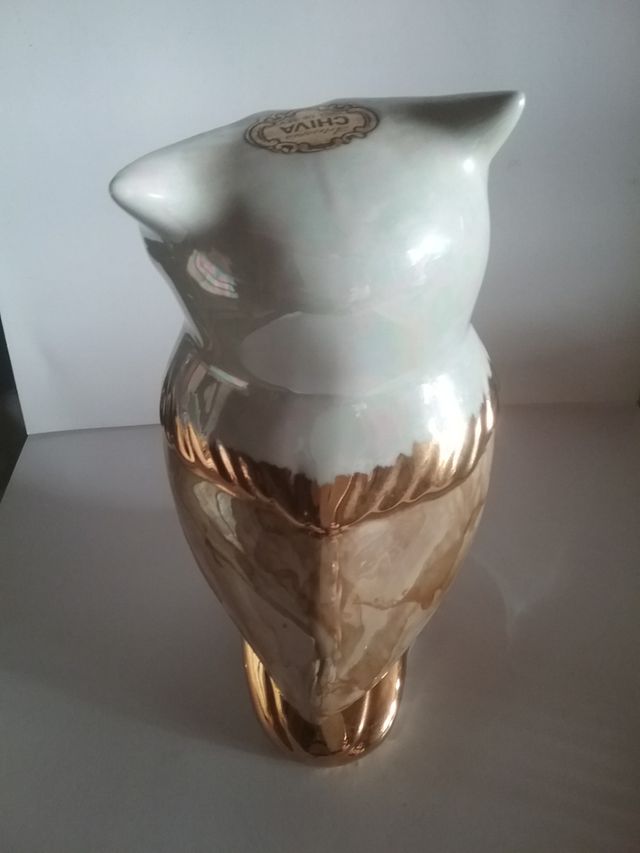 Búho de cerámica artesanía Chiva