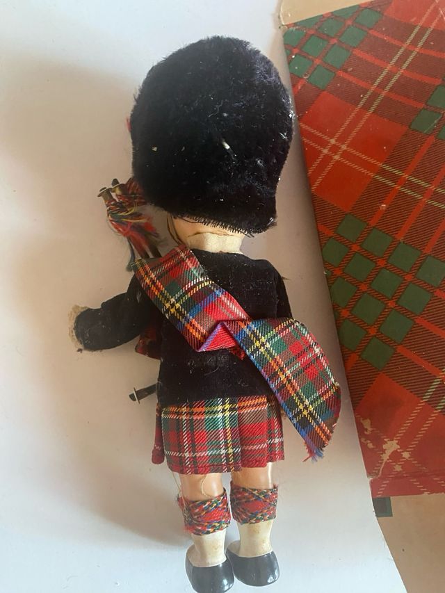 Scottish Boy Piper vintage Natale