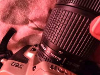 Cámara Reflex Nikon F60D