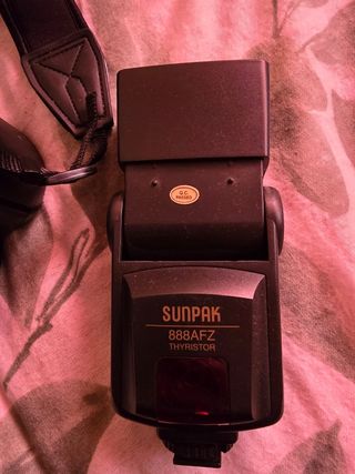 Cámara Reflex Nikon F60D