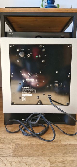 Subwofer Yamaha P 440
