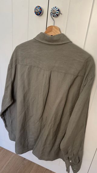 Camisa fluida Zara color visón