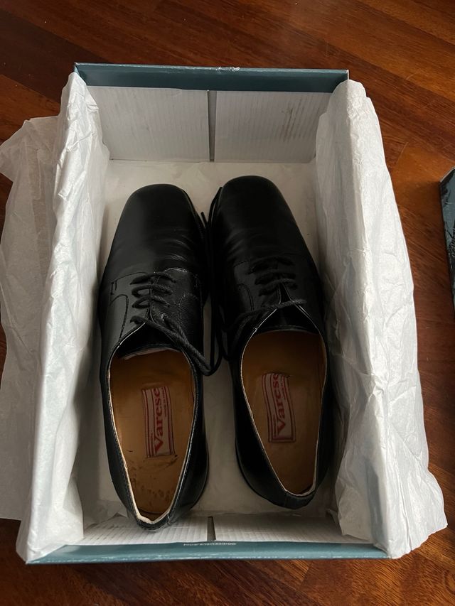 Varese: scarpe uomo con lacci eleganti 42