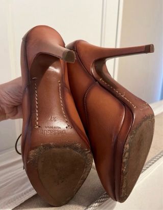 Zapatos de tacón de piel auténtica Uterque 37