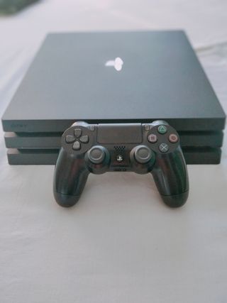 PS4 PRO + Mando DualShock 4