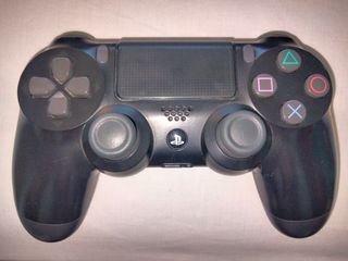 PS4 PRO + Mando DualShock 4