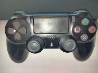 PS4 PRO + Mando DualShock 4